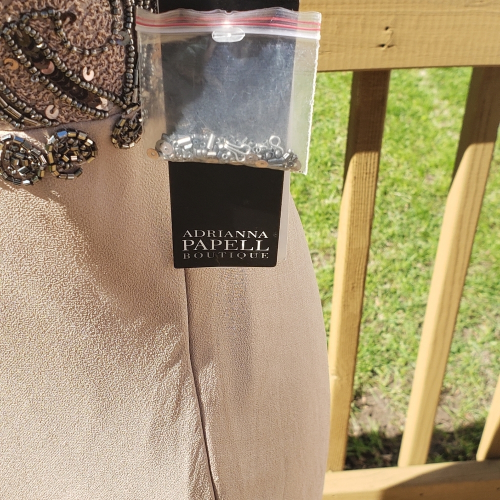 NWT Adrianna Papell Formal Beaded Dress
Run small - Picture 8 of 15